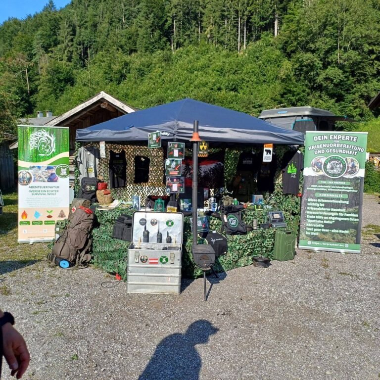 Messestand gemeinsam mit Survival Wolf Austria auf der Survivalrally 2025